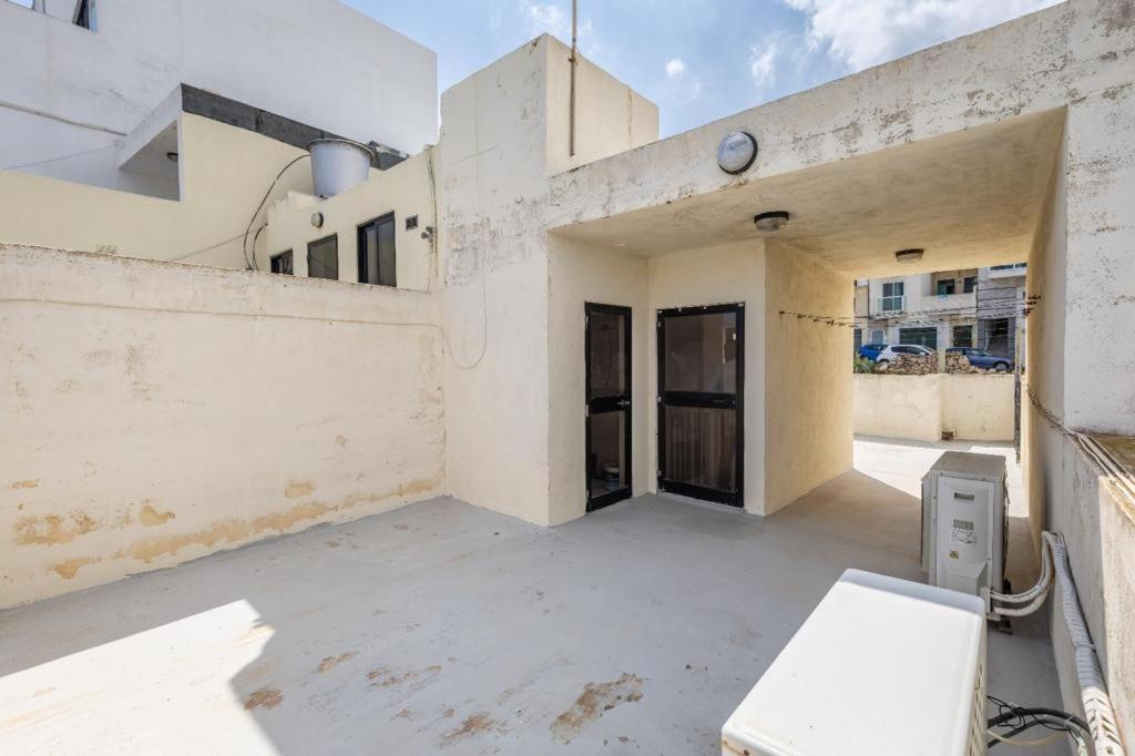 Lovely Seaview Apt At St Paul'S Bay Esterno foto